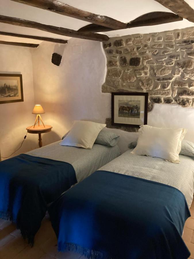 La Casa Del Bosque Villa Cabra de Mora Luaran gambar